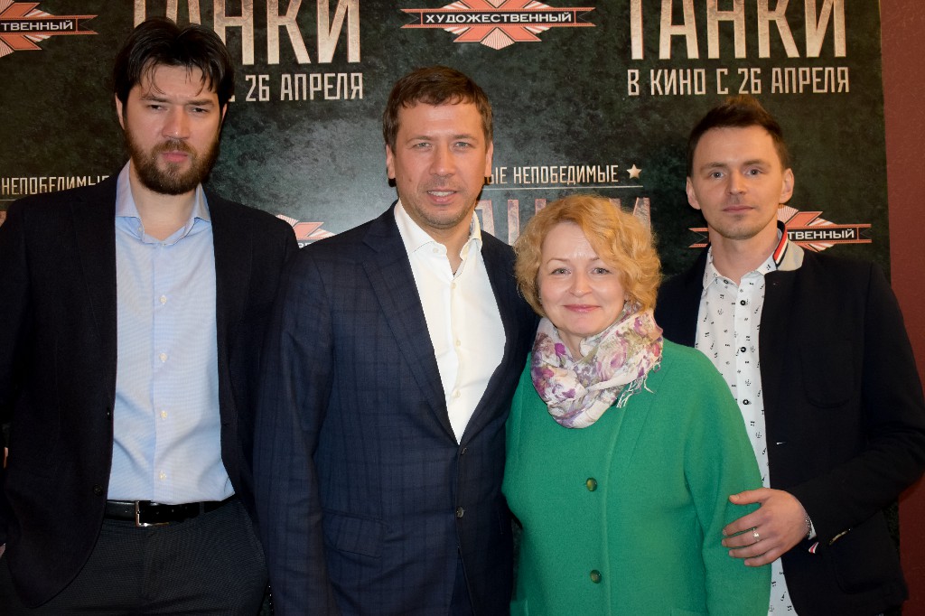 В Санкт-Петербурге представили приключенческий фильм "Танки"